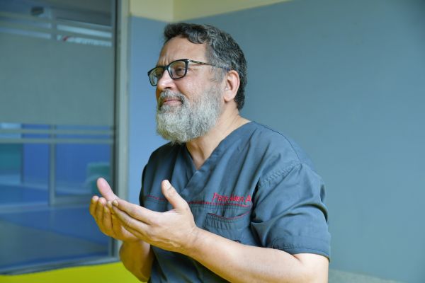 Dr Amir Aziz